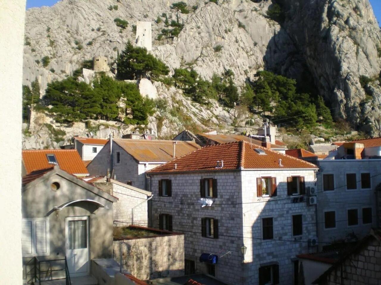 Apartment Toma Omiš Zewnętrze zdjęcie