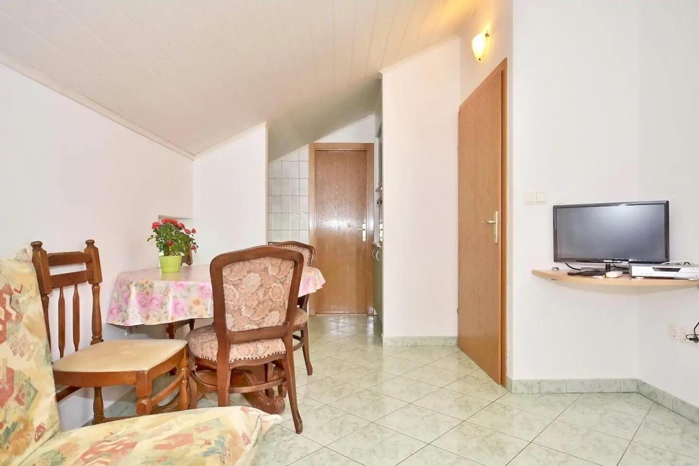 Apartment Toma Omiš Zewnętrze zdjęcie
