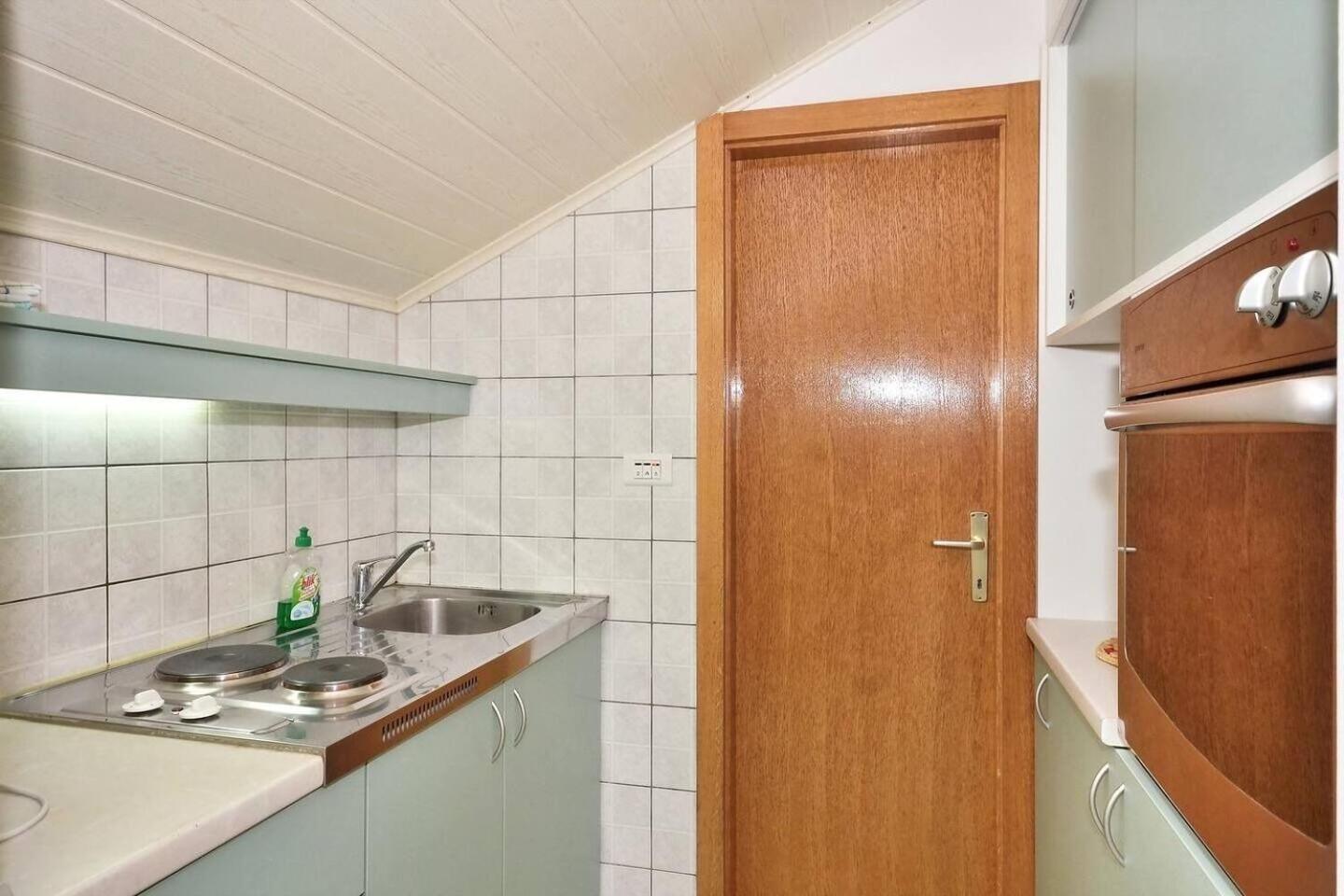 Apartment Toma Omiš Zewnętrze zdjęcie