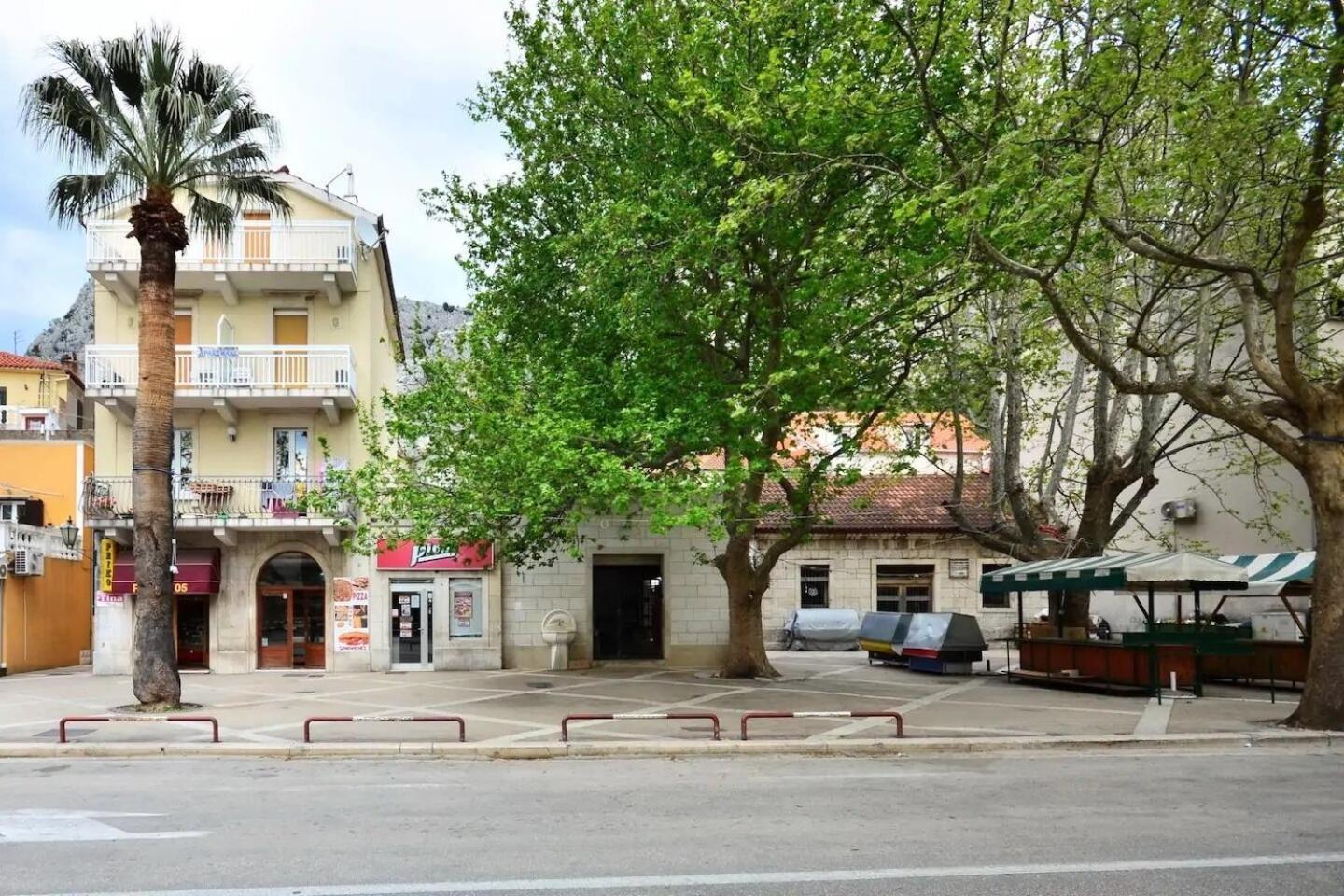 Apartment Toma Omiš Zewnętrze zdjęcie